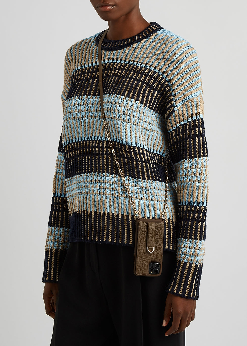 LUXURIOUS MATERIALS, INFINITE STYLE, Meet our VICTORIA