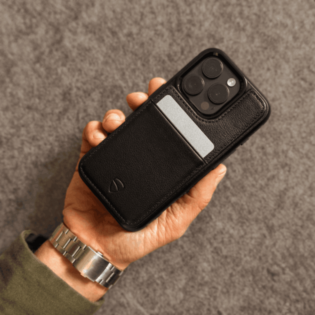 Vaultskin ETON Wallet Case for iPhone 16 Pro – Where Elegance Meets Protection