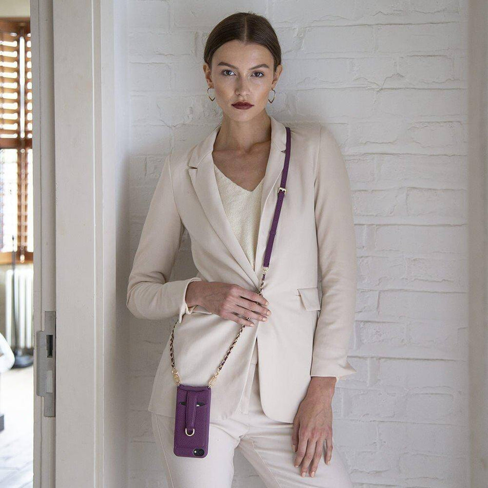 LUXURIOUS MATERIALS, INFINITE STYLE