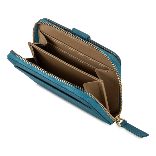 Spacious interior leather wallet