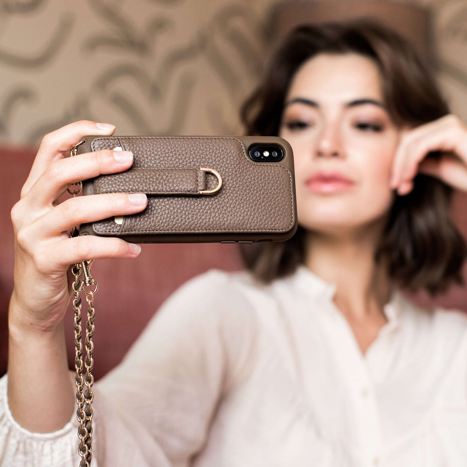 KEEP YOUR PHONE LOOKING AS GOOD AS YOU