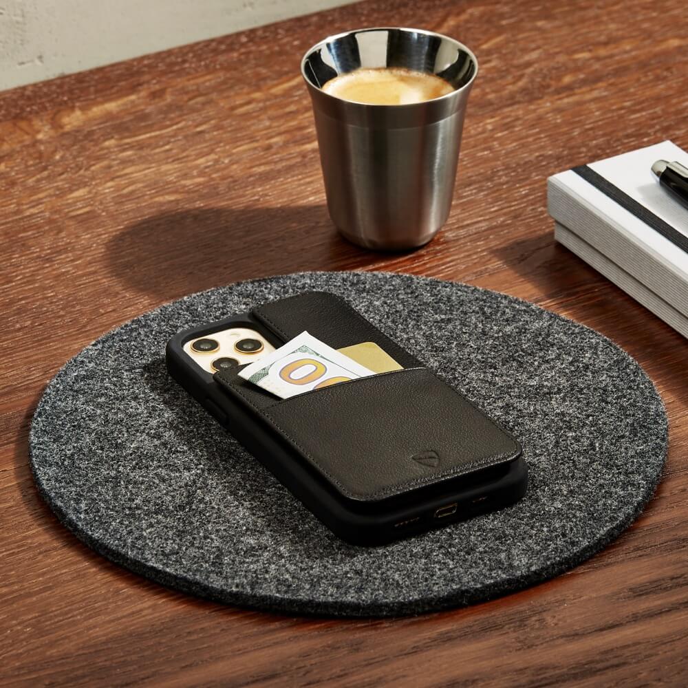 Minimalist iPhone case with card holder made from Italian leather
