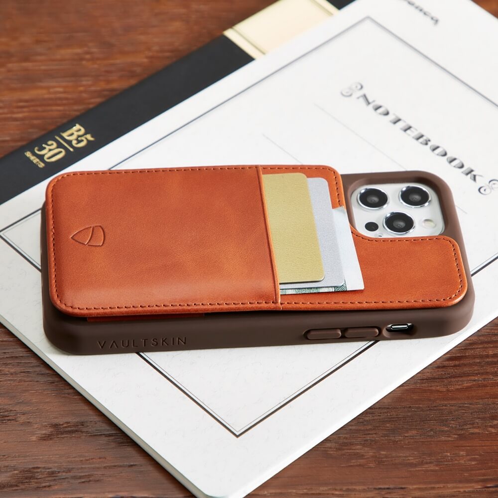 iPhone 13 Pro Card Holder