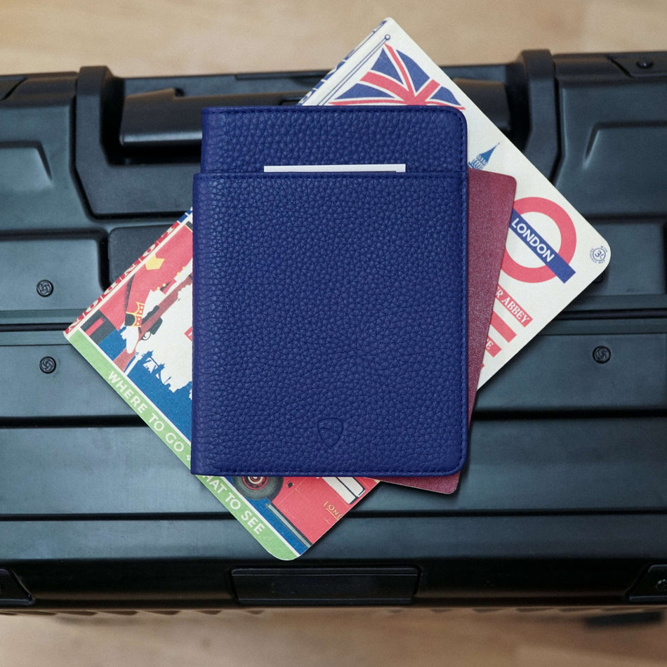 EVERYTHING YOU NEED IN ONE SLIM WALLET