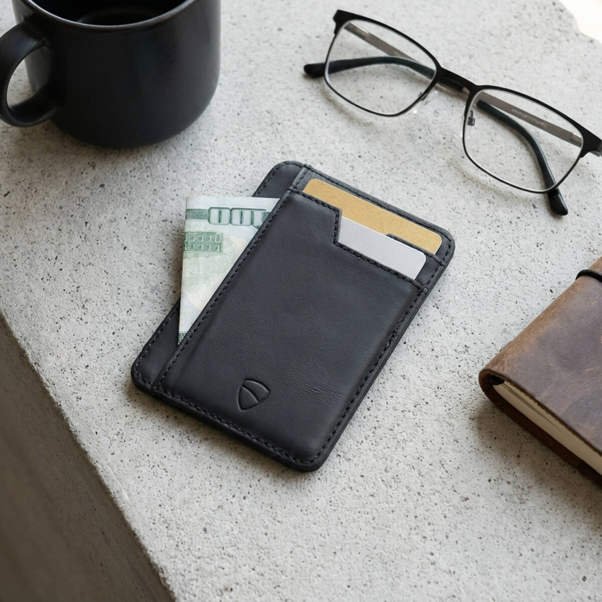 キャリークラン コンパクトウォレット Vaultskin BRIXTON Slim Wallet with ID Window - Minimalist RFID