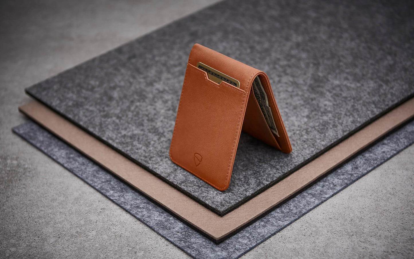 Sophisticated wallet for discerning users