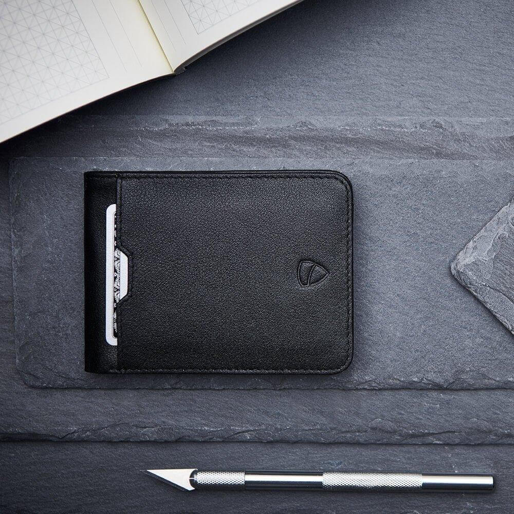 Classic ID wallet with modern functionality