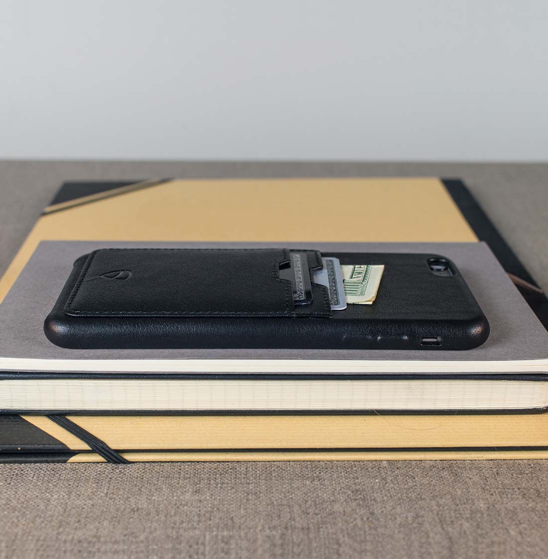 iPhone 6 Plus Elegant SOHO Case